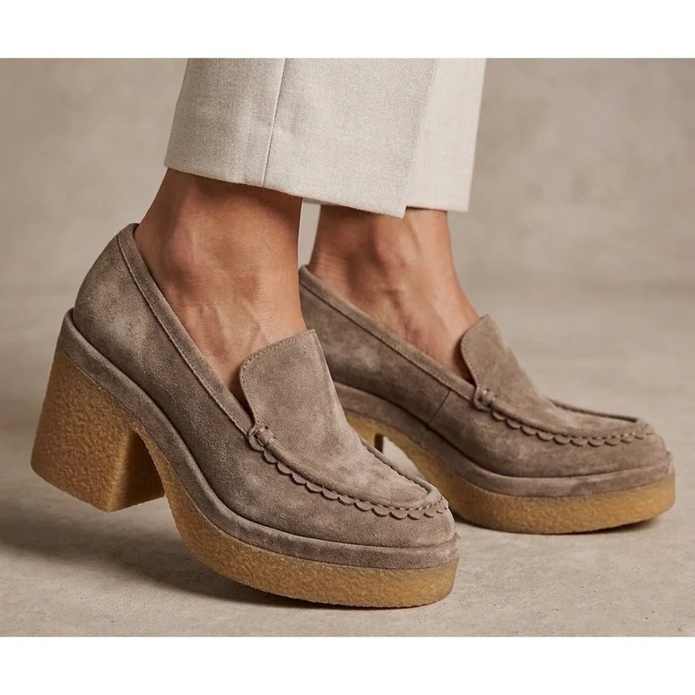 Marc Fisher Suede Leather Platform Loafers Taupe Grey Scalloped Trim 10M